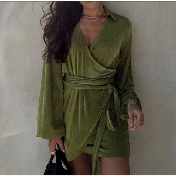 Princess Polly Party Time Slinky Mini Wrap Dress Size 0 Green - Picture 9 of 10